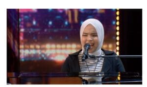 Putri Ariani - Penyanyi Tunanetra yang Mendunia Putri Ariani - Penyanyi Tunanetra yang Mendunia