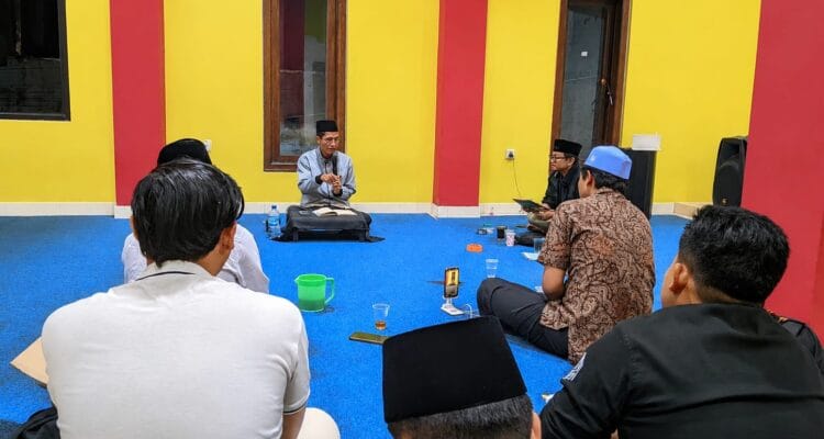 PMII Kota Malang Gelar “Kurma”; Ruang Menanam Adab dan Intelektualitas Mahasiswa Pergerakan PMII Kota Malang Gelar “Kurma”; Ruang Menanam Adab dan Intelektualitas Mahasiswa Pergerakan